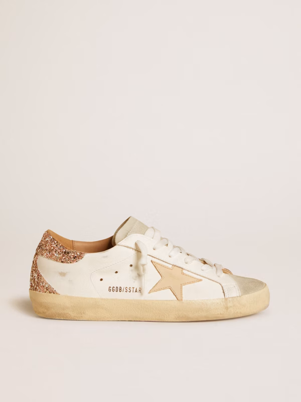 Super-Star pour femme avec étoile en cuir nude et contrefort à paillettes dorées