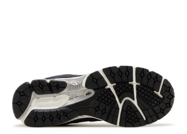 New Balance 2002R Eclipse Raincloud – Image 4