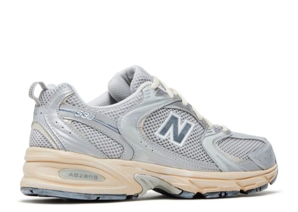New Balance 530 Vintage Silver Metallic Moonbeam – Image 3