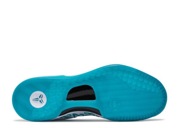 Nike Kobe 8 Protro Radiant Emerald – Image 4