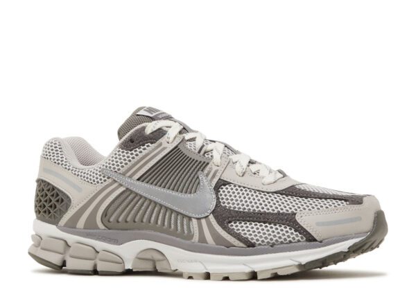 Nike Zoom Vomero 5 Iron Ore Flat Pewter – Image 2