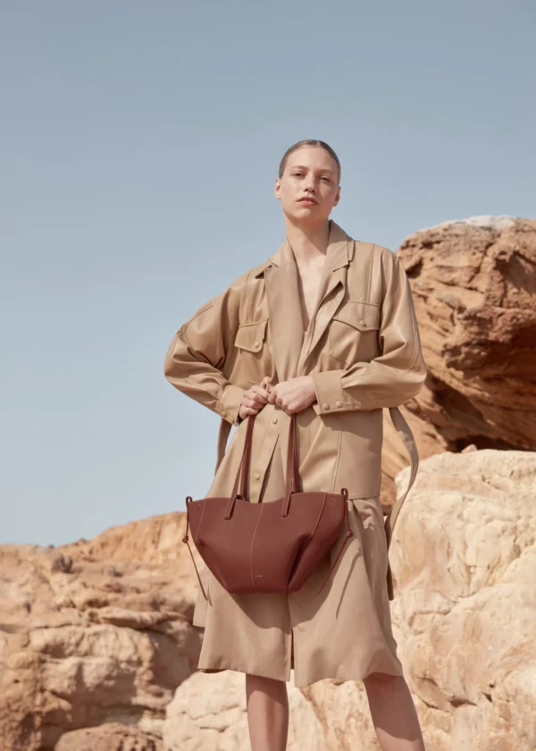 Cyme Mini Edition Camel Grainé – Image 16