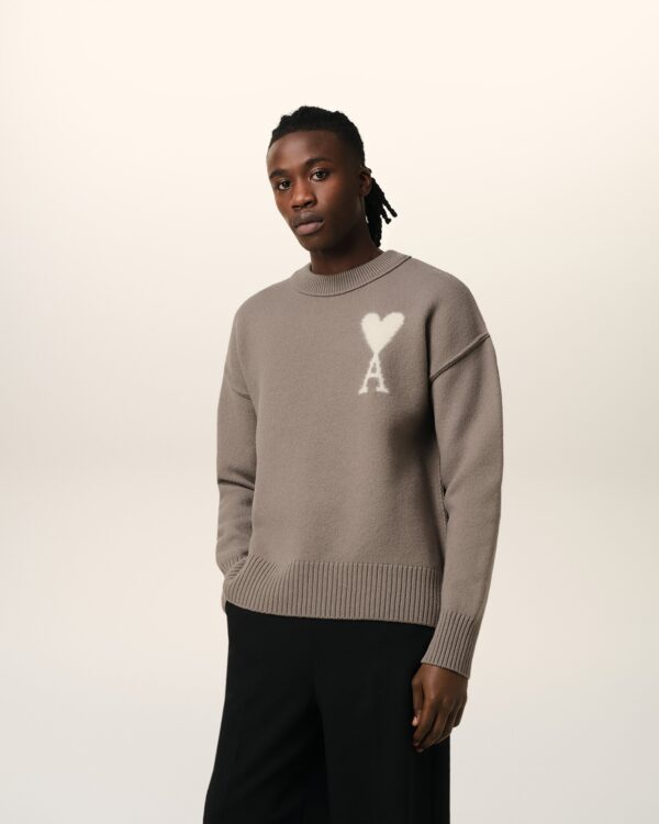 Pull Taupe Ami de Coeur En Laine – Image 3