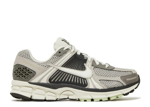 nike-zoom-vomero-5-cobblestone-1.jpg