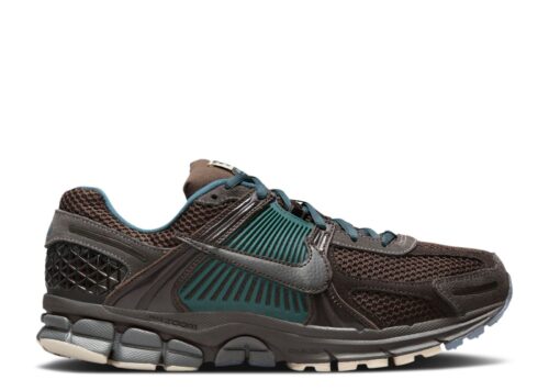 nike-zoom-vomero-5-premium-baroque-brown-1.jpg