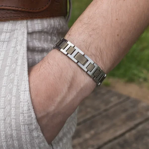 Bracelet Metropole "L" en Acier Bronze & Gris - 2040419, Longueur ajustable de 13 cm à 19 cm  Bronze – Image 2